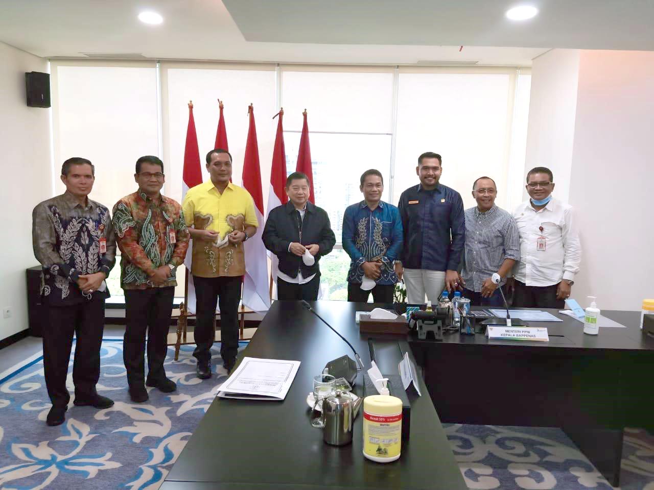 Walikota Banjarbaru Ekspose Rencana Pembangunan ke Bappenas
