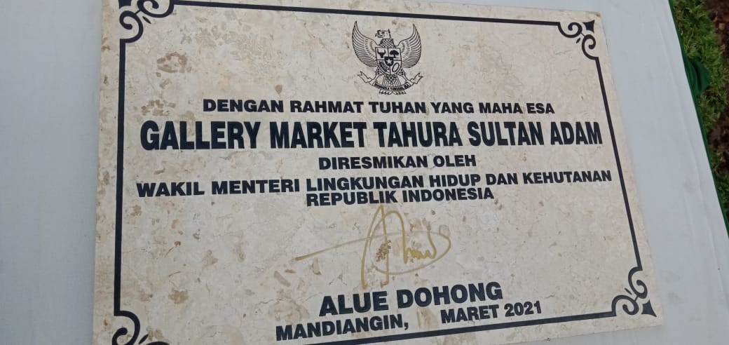 Wamen LHK Resmikan Gallery Market Tahura Sultan Adam