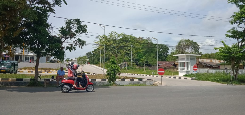 Cegah Laka, Dishub Banjarbaru Pasang Rambu di Pasar Bauntung