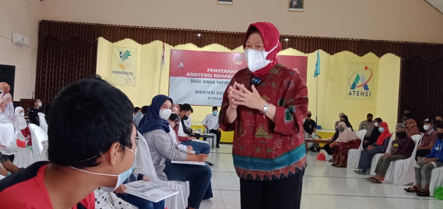 Kunjungi Budi Luhur Banjarbaru, Mensos RI Serahkan Bantuan Atensi