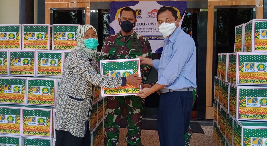PAMA Serahkan Bantuan Sembako untuk Warga Isoman di Banjarbaru dan Martapura
