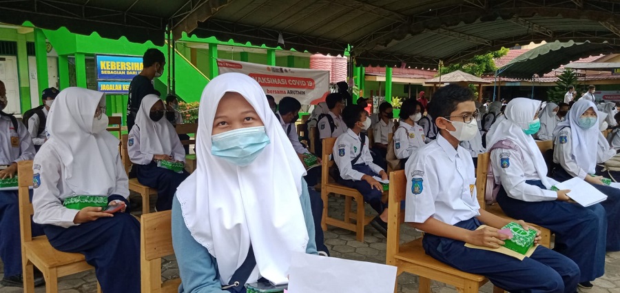 PT Arutmin Indonesia dan BIN Kembali Gelar Vaksinasi Para Pelajar di Kota Banjarbaru