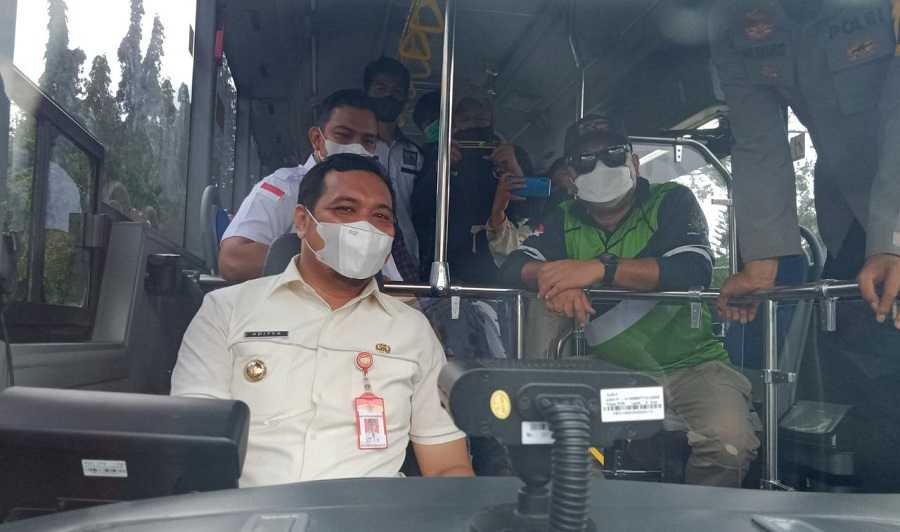 Bus Bermotif Sasirangan Siap Beroperasi di Kota Banjarbaru