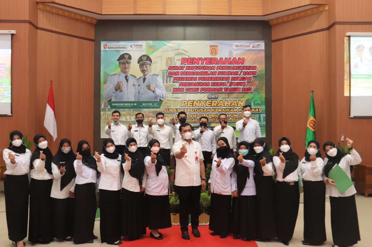 20 Orang Resmi Terima SK P3K Non Guru di Banjarbaru