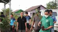 Gotong Royong di Perumahan Mahkota Trikora, Dewan Banjarbaru Ajak Warga Tanam Pohon