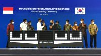 Jokowi Resmikan Pabrik Mobil Listrik Pertama Indonesia, PLN Siap Support