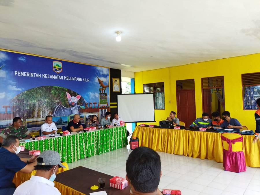 PLN Kembali Sosialisasikan Program Pembangunan SUTT 150 KV di Kelumpang Hilir Kabupaten Kotabaru
